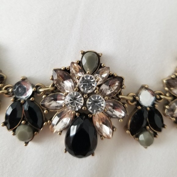 RW&CO statement necklace - Picture 3 of 3